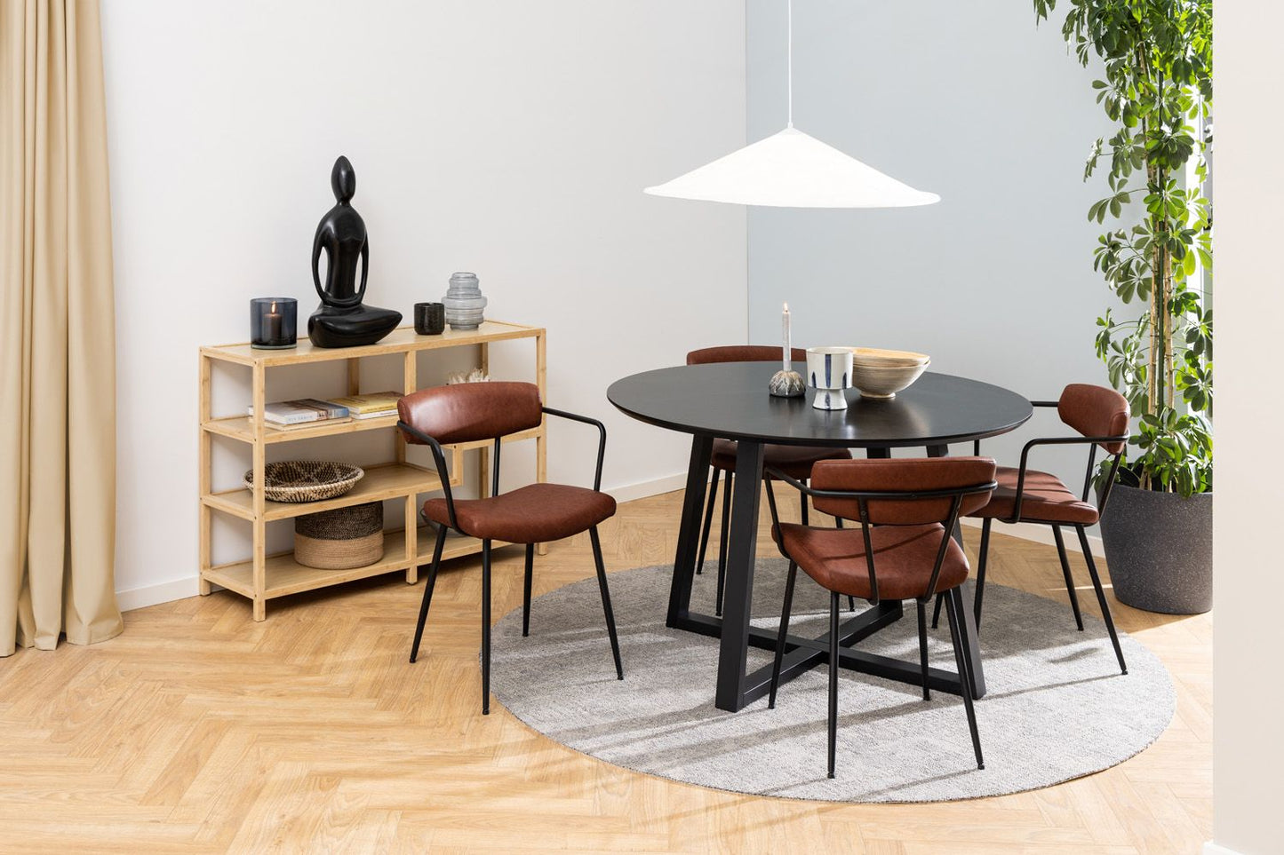 Kitchen Table Catania | size: Length: 120cm, Width: 120cm, Height: 75cm, Diameter: 120cm | color: Black | image: 3 | variant: 1001533