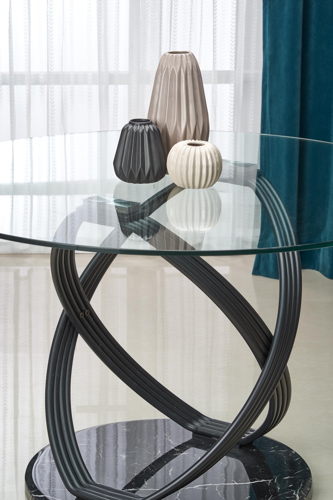 Kitchen Table East Wellington | size: Length: 120cm, Width: 120cm, Height: 77cm, Diameter: 120cm | color: Transparent | image: 7 | variant: 1006835