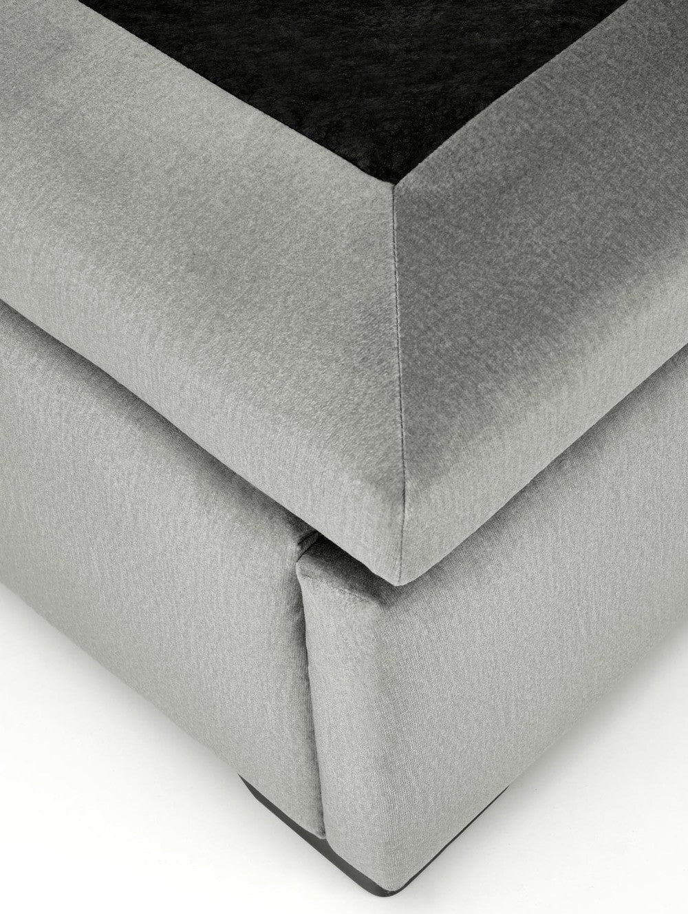 Double Bed Lagos | size: Length: 230cm, Width: 163cm, Height: 124cm | color: Gray | image: 9 | variant: 1003358