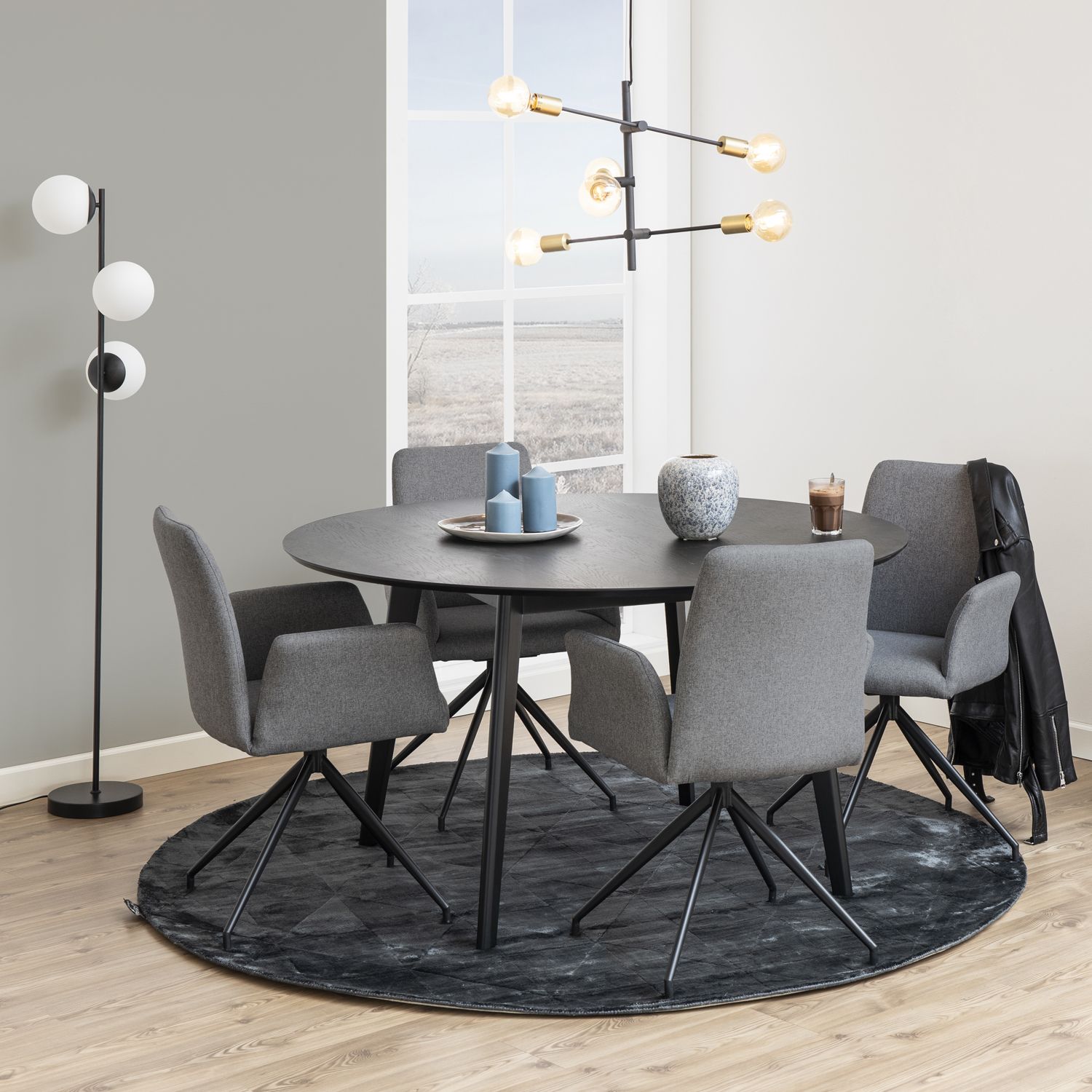 Kitchen Table Broadstairs | size: Length: 140cm, Width: 140cm, Height: 76cm, Diameter: 140cm | color: Black | image: 1 | variant: 1006511