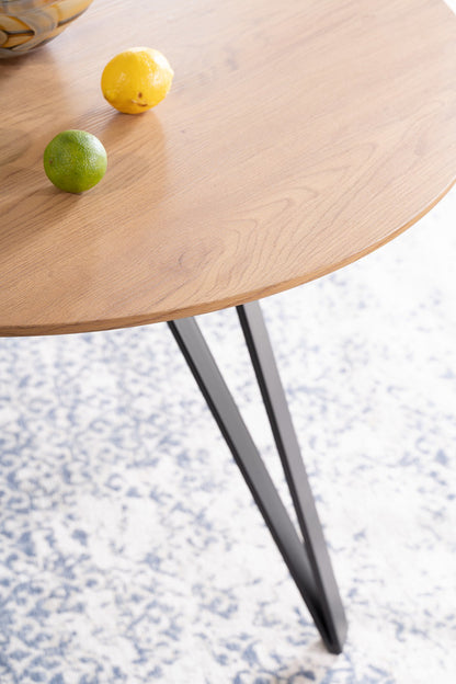 Kitchen Table Burton upon Trent | size: Length: 100cm, Width: 100cm, Height: 76cm, Diameter: 100cm | color: Oak | image: 4 | variant: 1004418