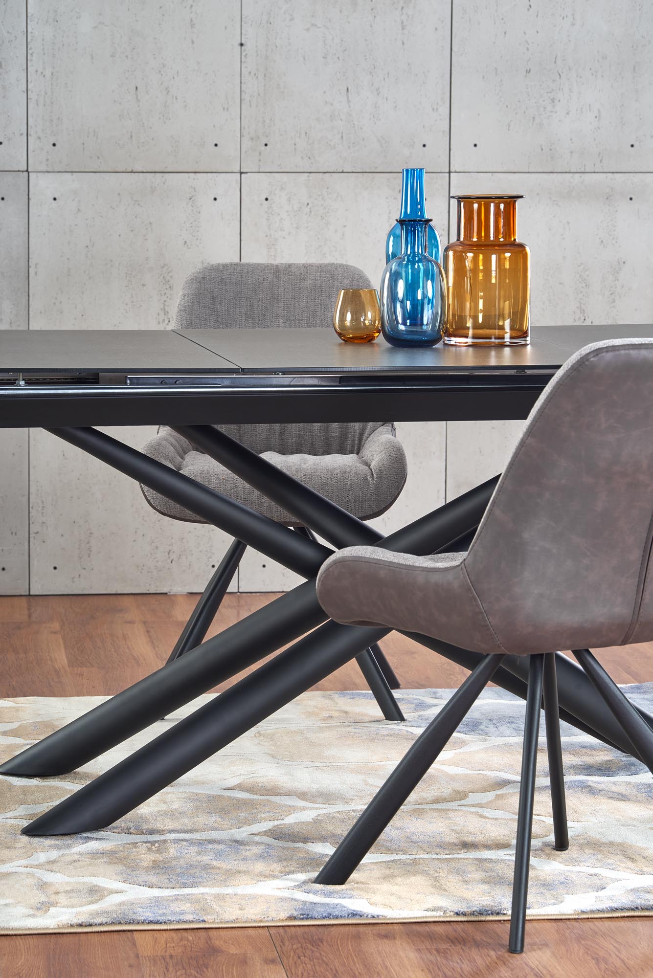 Kitchen Table East Marrakech | size: Length: 95cm, Width: 240cm, Height: 77cm | color: Black/Grey | image: 8 | variant: 1006878