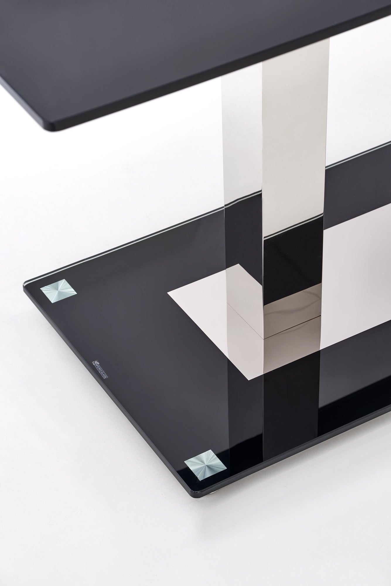 Kitchen Table East Munich | size: Length: 80cm, Width: 130cm, Height: 74cm | color: Black | image: 2 | variant: 1006793
