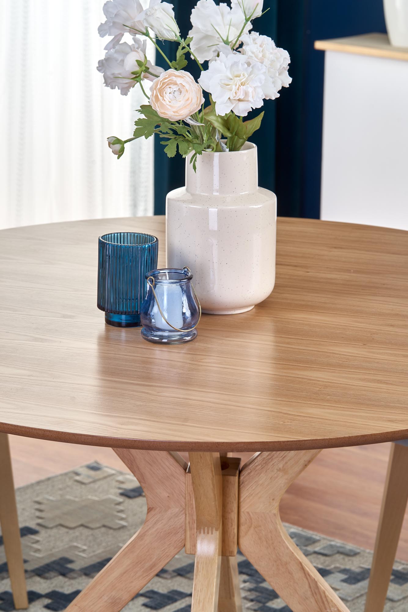Kitchen Table East New York | size: Length: 120cm, Width: 120cm, Height: 77cm, Diameter: 120cm | color: Oak | image: 7 | variant: 1006798