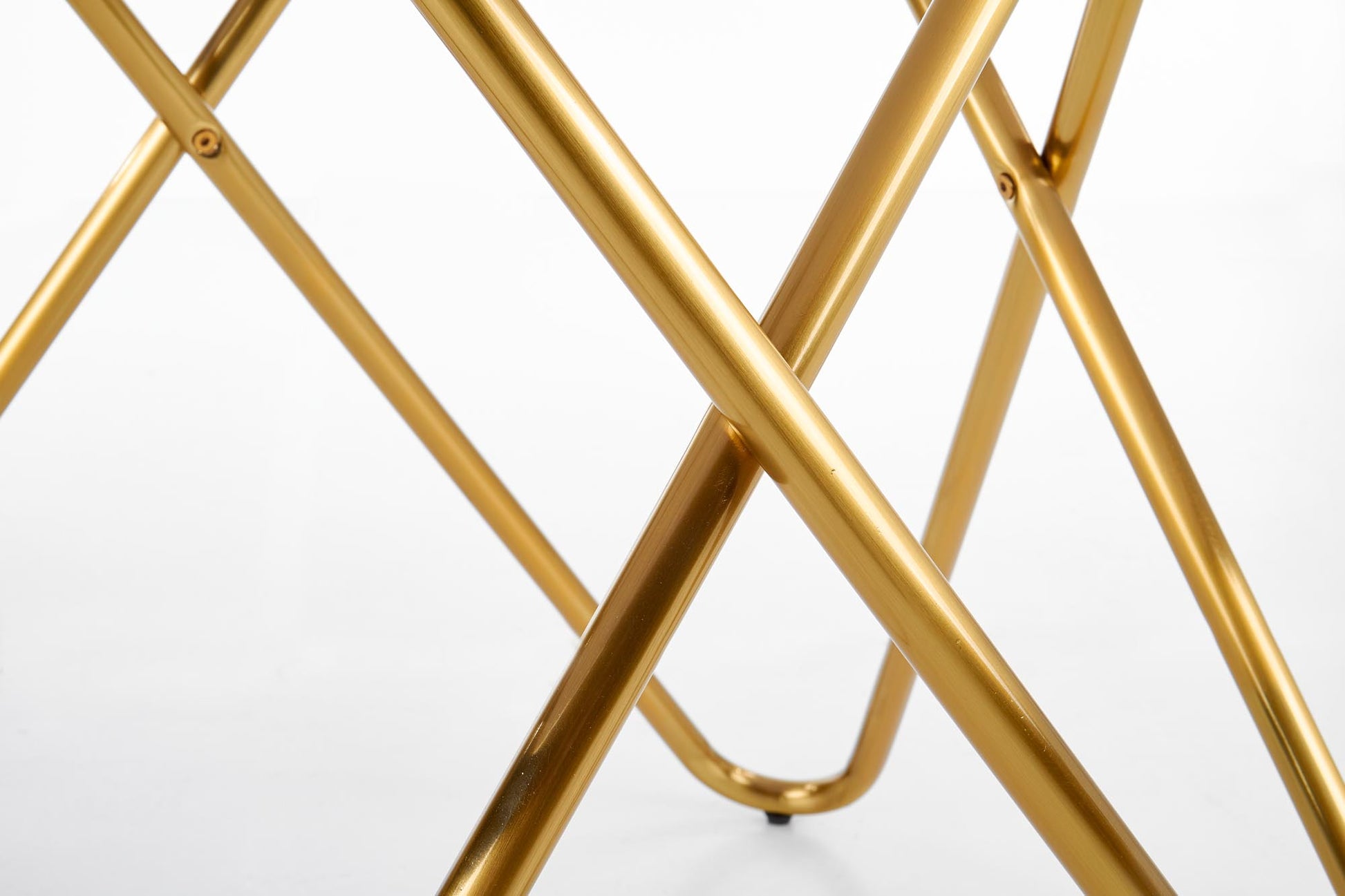 Kitchen Table East Saint Petersburg | size: Length: 120cm, Width: 120cm, Height: 76cm, Diameter: 120cm | color: Marble/Grey/Gold | image: 4 | variant: 1006812