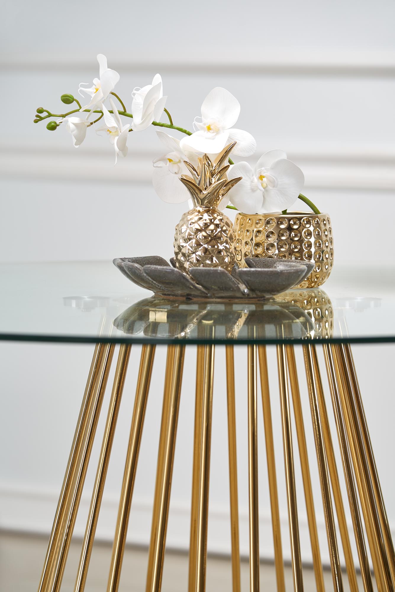 Kitchen Table East San Francisco | size: Length: 120cm, Width: 120cm, Height: 75cm, Diameter: 120cm | color: Transparent/Gold | image: 7 | variant: 1006815