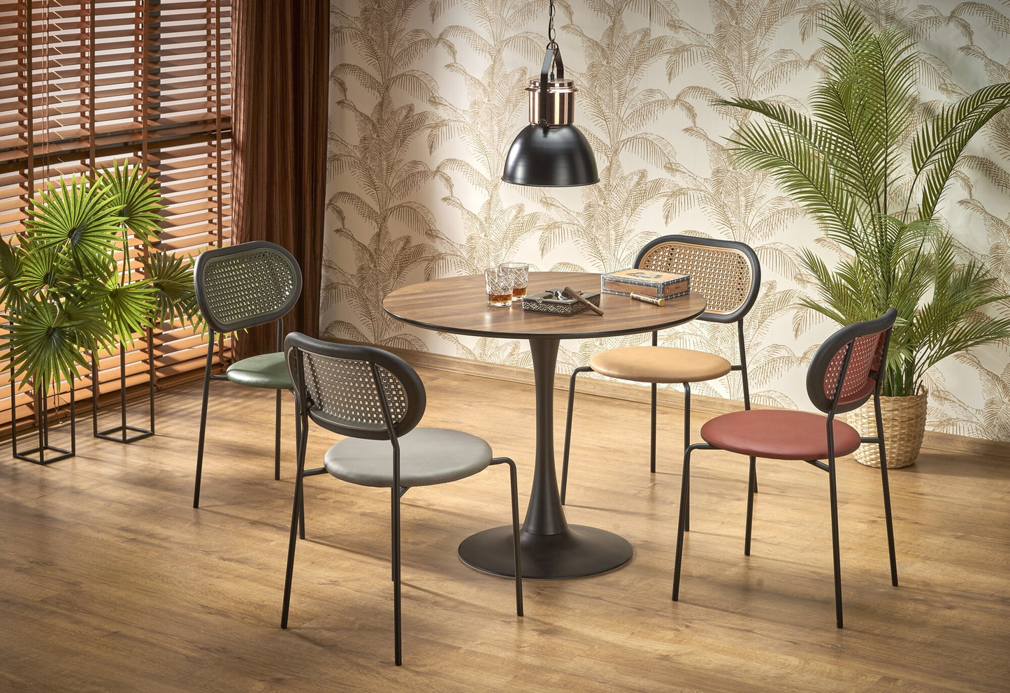 Kitchen Table Olmo | size: Length: 90cm, Width: 90cm, Height: 83cm, Diameter: 90cm | color: Black/Oak | image: 1 | variant: 1013024