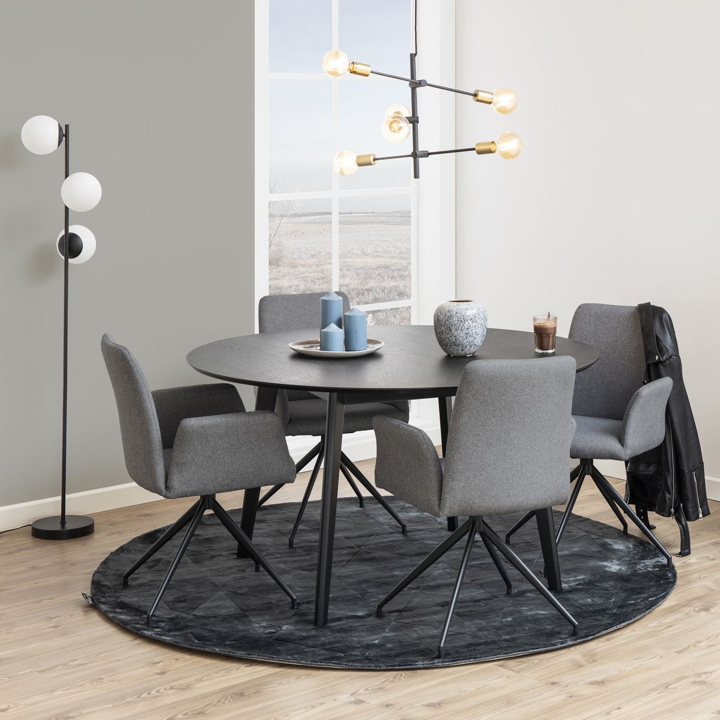 Kitchen Table Roxby 4 | size: Length: 140cm, Width: 140cm, Height: 76cm, Diameter: 140cm | color: Black | image: 1 | variant: 1017894