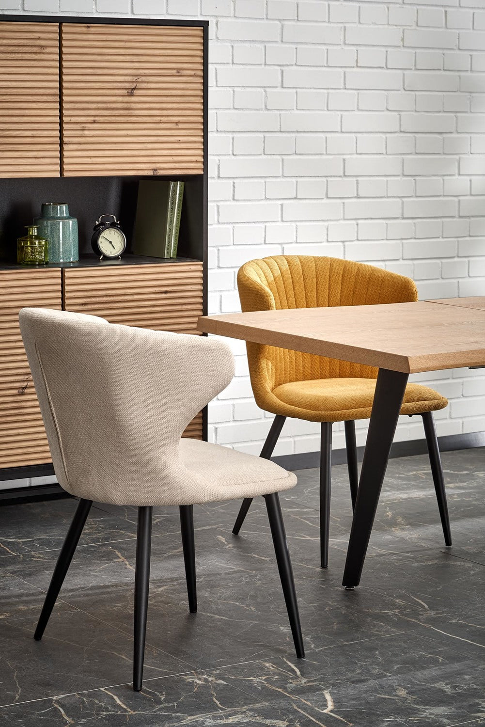 Kitchen Table West Llandeilo | size: Length: 88cm, Width: 210cm, Height: 76cm | color: Black/Oak | image: 6 | variant: 1007398