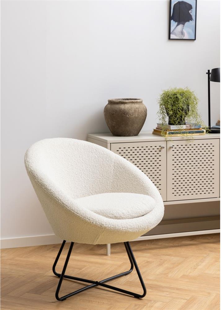 Lounge Chair Center | size: Width: 82cm, Height: 81cm, Depth: 71cm | color: Cream | image: 4 | variant: 1016719