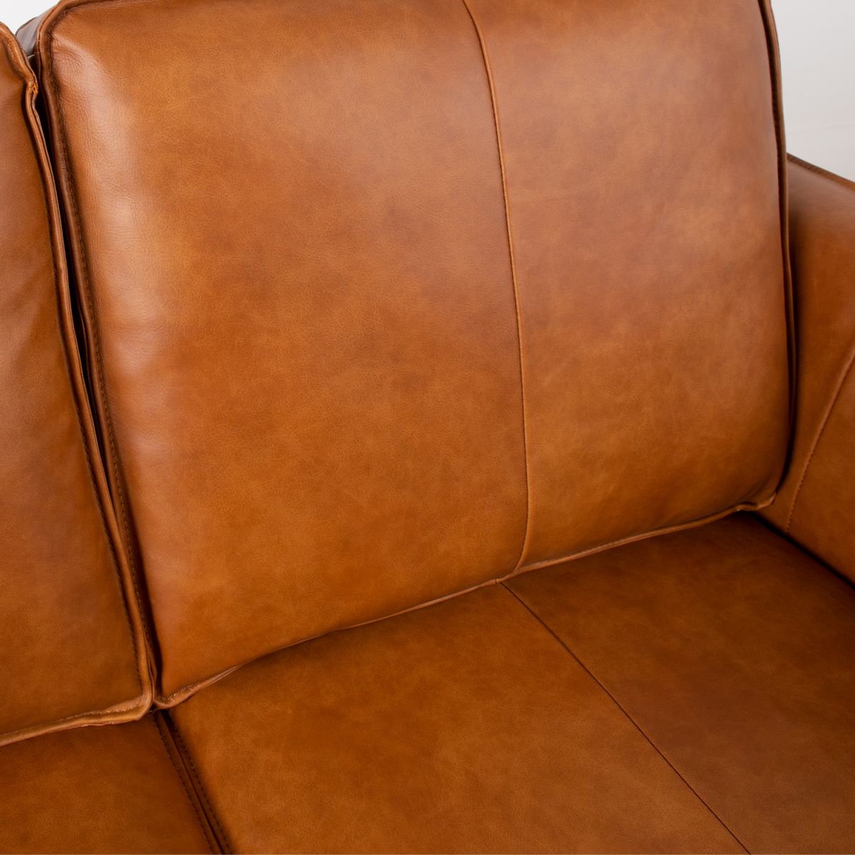 Sofa Leo | size: Width: 136cm, Height: 85cm, Depth: 86cm | color: Brown | image: 6 | variant: 1000193